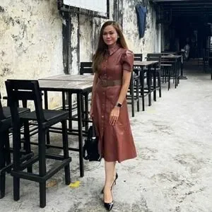 Robe Zara Imitation Cuir Marron Avec Ceinture - Taille S, Occasion Très Bon état